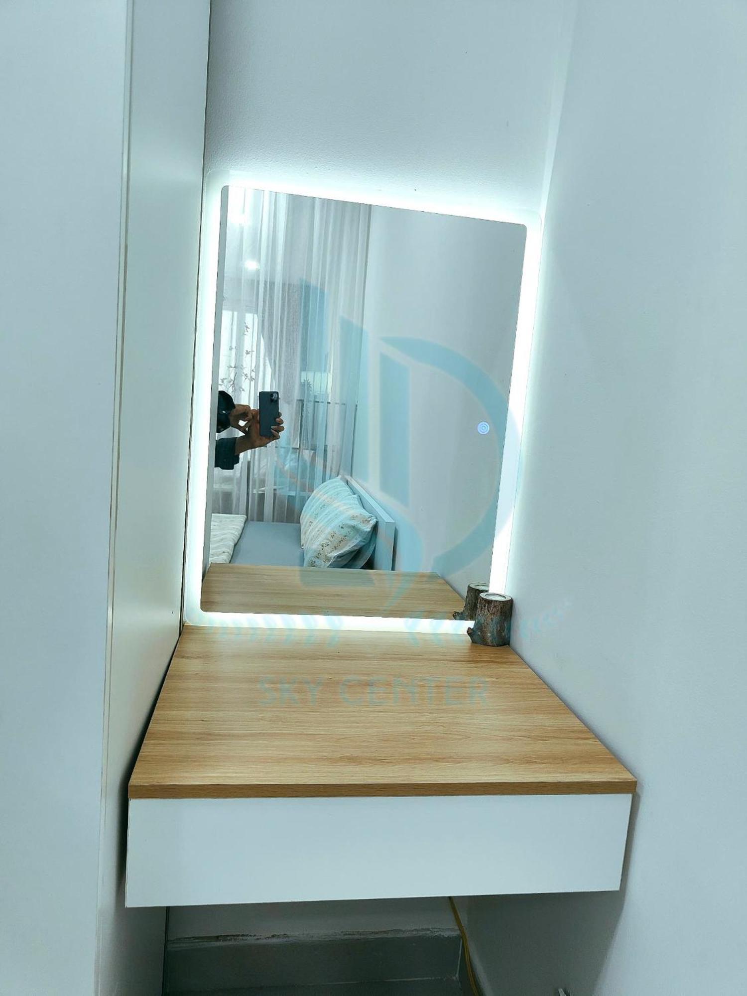 - Skyhouse Apartment
