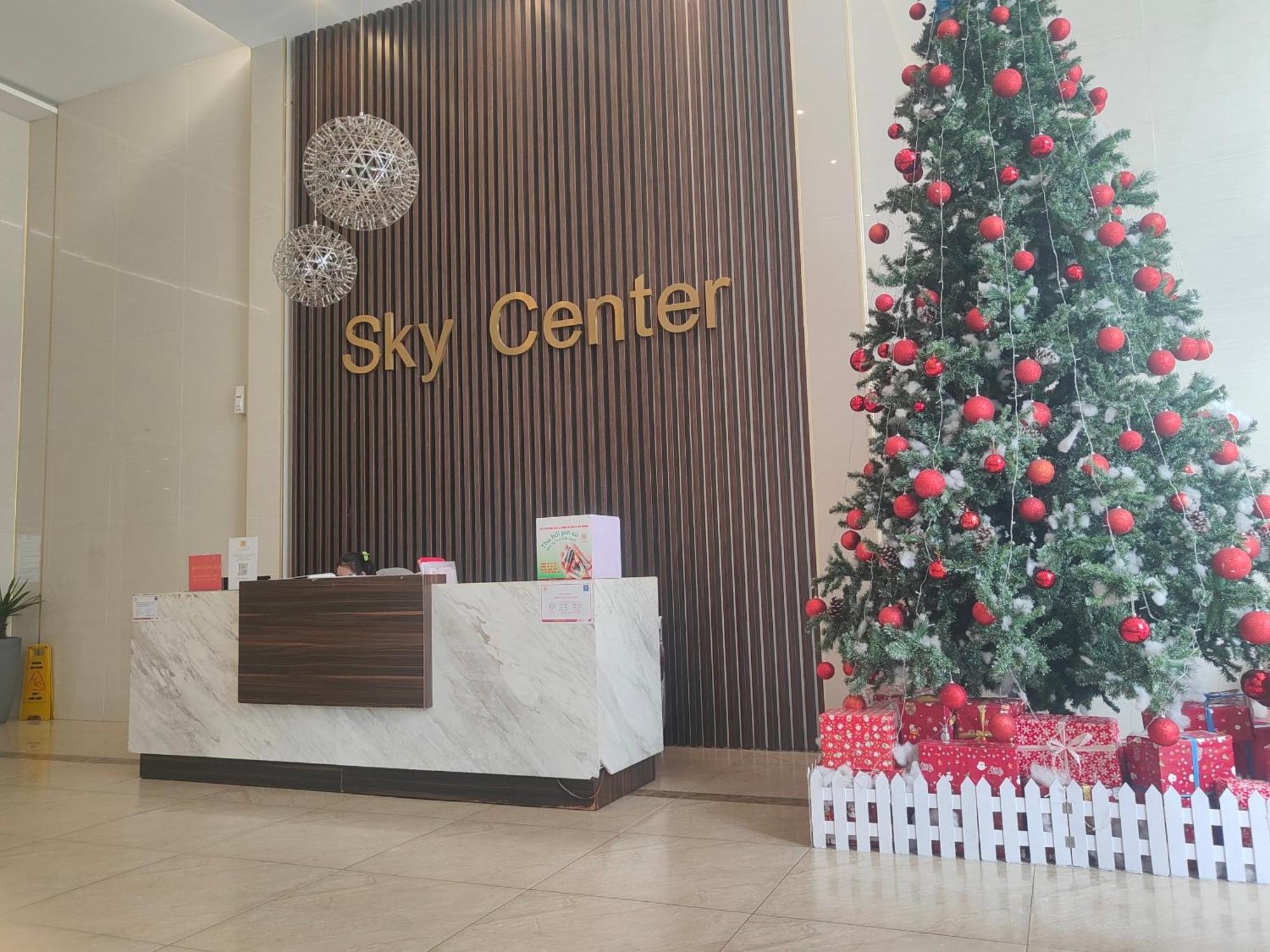 - Skyhouse Apartment